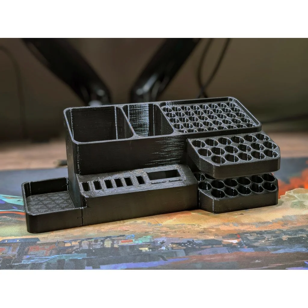 Big Table pencil organiser